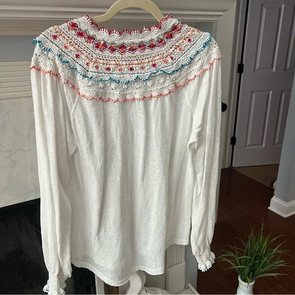 Free People Siesta Fiesta Embroidered Boho Knit Top Peasant Henley Med - Picture 9 of 12